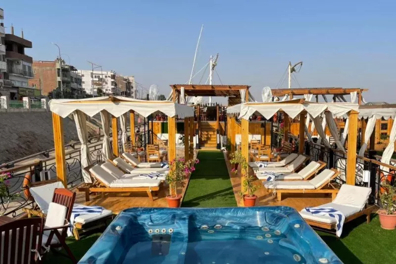 La Piscina della Dahabeya, crociera nilo dahabeya